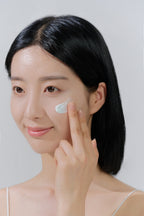 SKIN1004 Protetor Solar em Sérum Madagascar Centella Hyalu-Cica Water-Fit