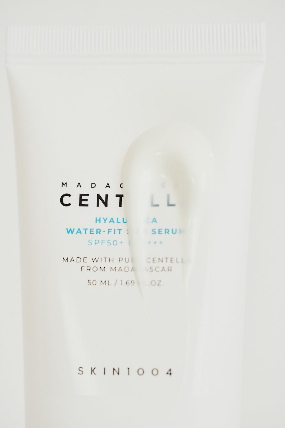 SKIN1004 Protetor Solar em Sérum Madagascar Centella Hyalu-Cica Water-Fit