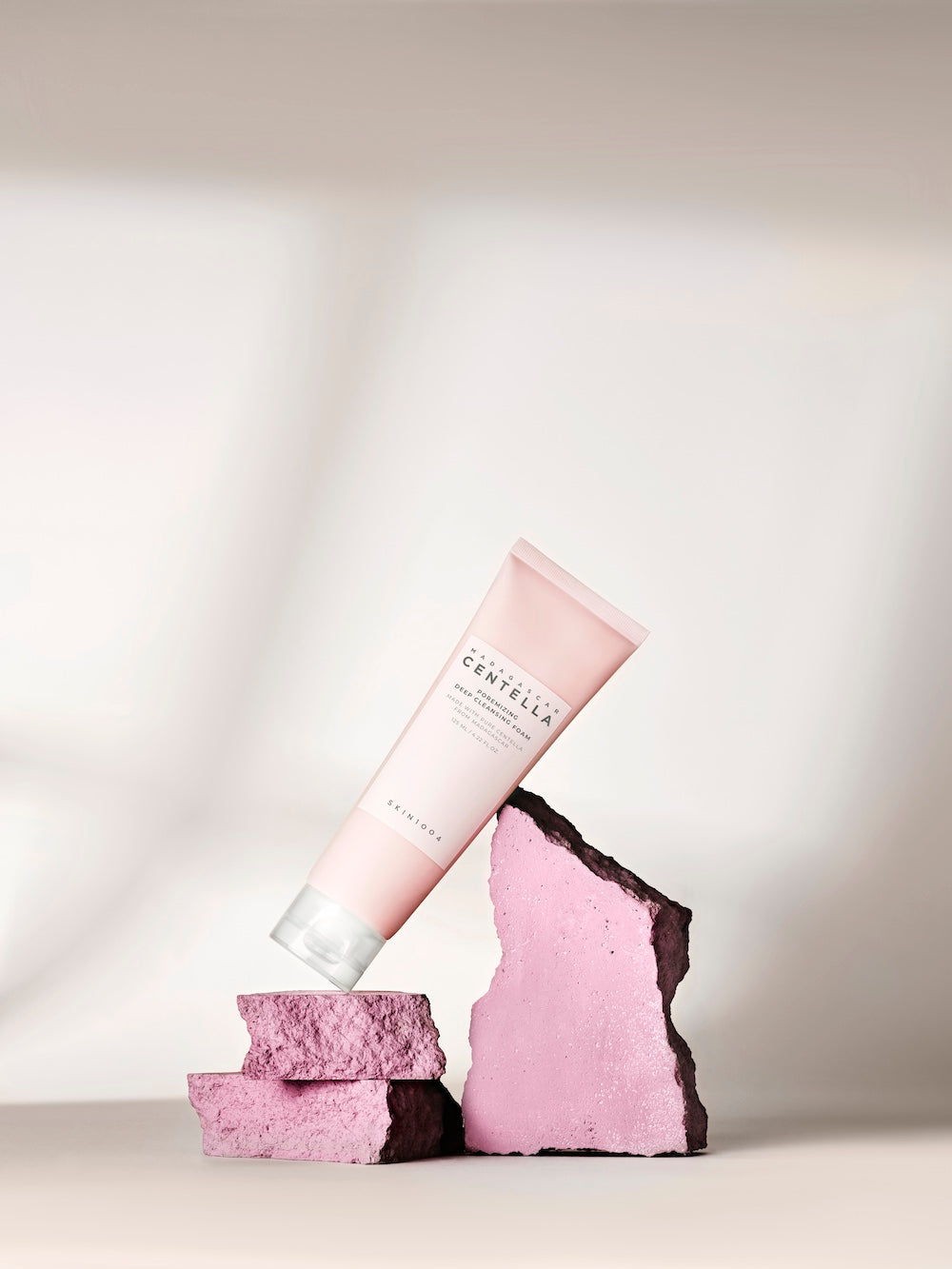 SKIN1004 Espuma de Limpeza Profunda Madagascar Centella Poremizing 125 ml