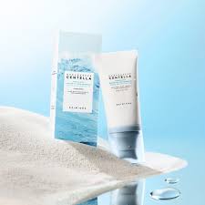 SKIN1004 Protetor Solar em Sérum Hyalu-Cica Water-Fit FPS50+ 50 ml